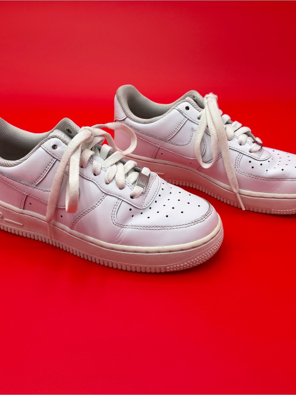 Nike low top Air Force 1 Triple White Colorway